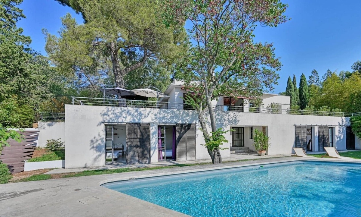 Les 3 Ponts Villa | Perfect family home for the holidays, 2 min from town with pool