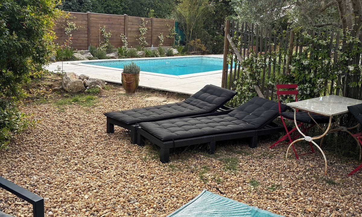 Assas House | Petite Maison Avec Jardin, Calme