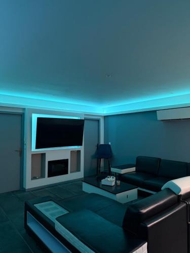 Pomerols Apartment | Prestige Suite with Private Jacuzzi