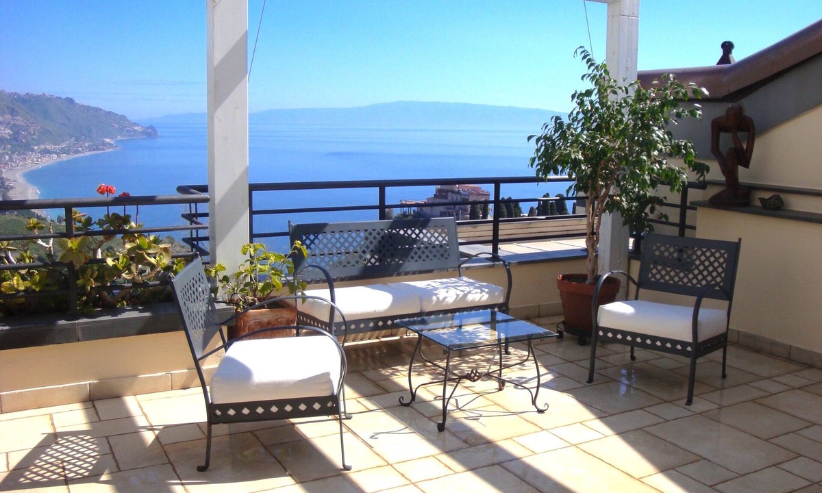 Taormina Condo | Private Panoramic Terrace, Infinity Pool, Garden, Garage