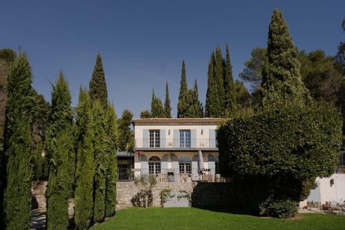 Est Villa | Property with pool and independent studio in Aix