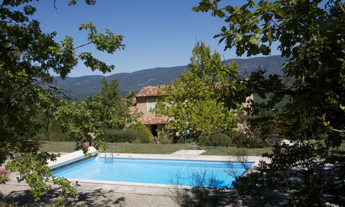 Apt House | Provencal country house, exceptional view with swimming pool