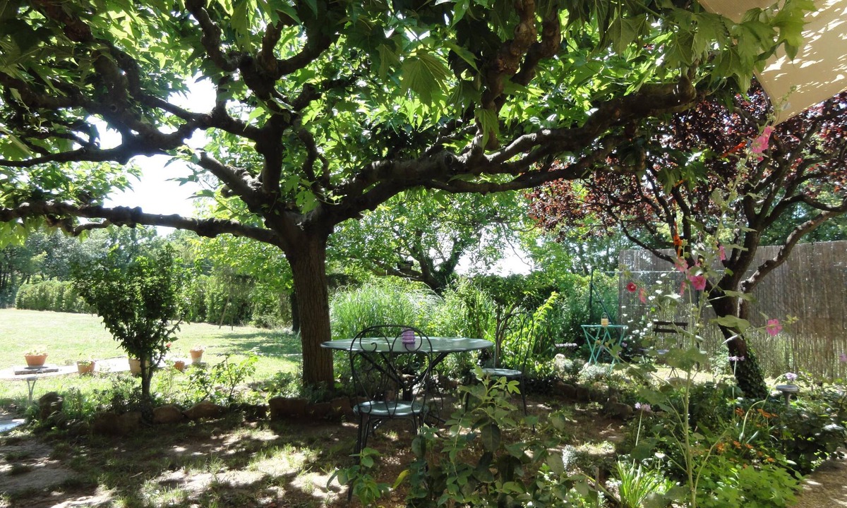 Bonnieux Apartment | Quiet flat in Bonnieux countryside