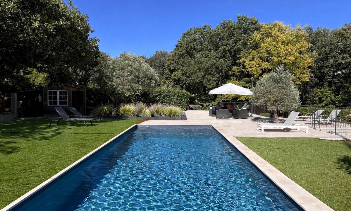Les Figons House | Quiet villa in a green setting