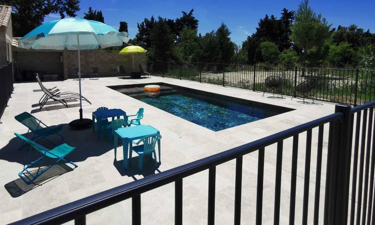 Pujaut House | Renovated 50m2 house in 2021, swimming pool, 10min Avignon