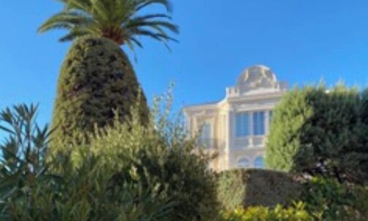 Boulouris-sur-Mer Villa | Renovated Provencal villa 50 m from the sea Résidence Hélios