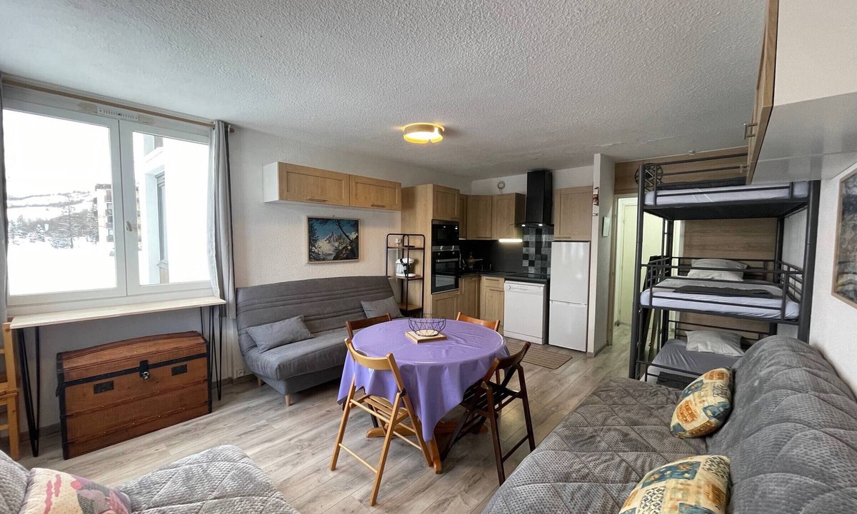 Le Super-Sauze Apartment | Renovated studio at Super Sauze, slopes access, sleeps 5-6.
