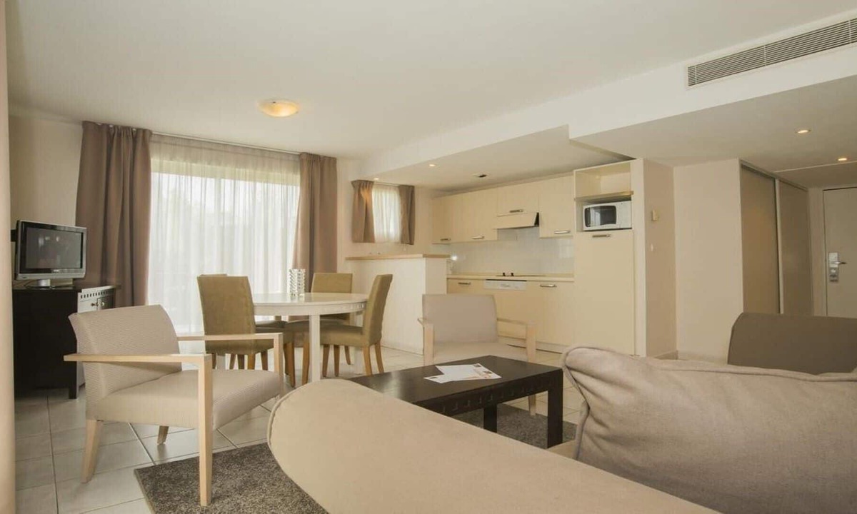 Carnot Apartment | Reserve your apartment in a **** hotel> Apartment 12