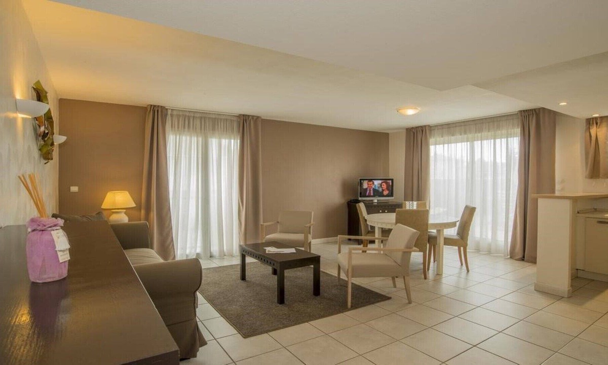Carnot Apartment | Reserve your apartment in a **** hotel> Apartment 27