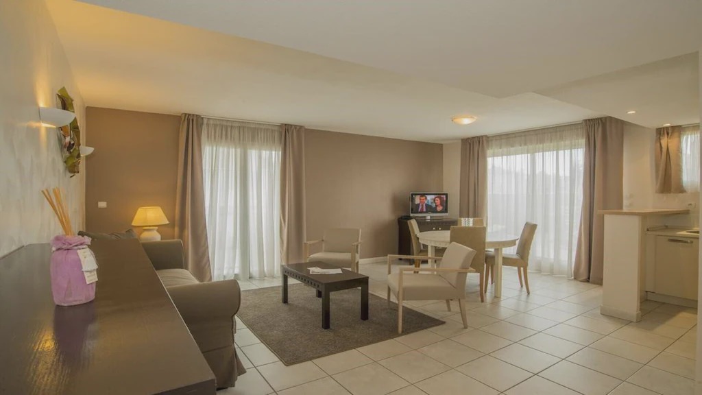 Carnot Apartment | Reserve your apartment in a **** hotel> Apartment 19