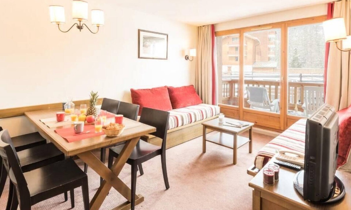 Les Claux Apartment | Residence Pierre & Vacances L'Albane - Apartment for 6 people - 1 bedroom + 1 sleeping area