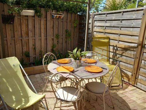 Sausset-les-Pins Apartment | Rez de jardin Le Mooréa est à 5 min de l'hyper centre et plages