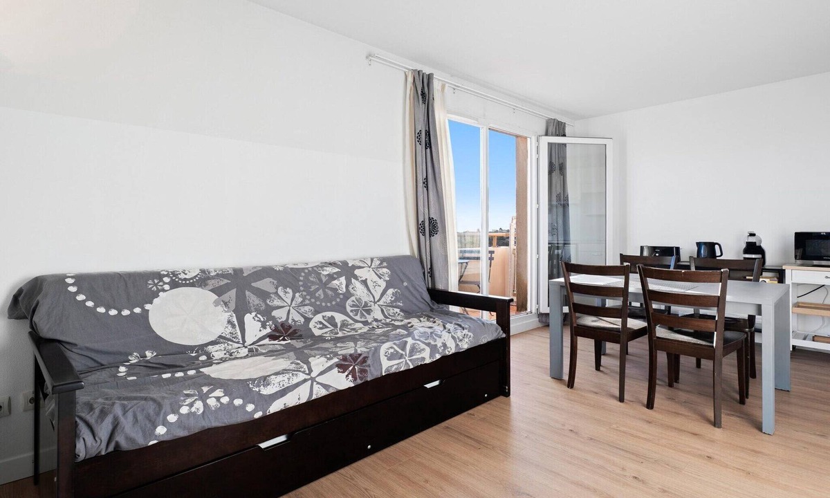 Grasse Apartment | Riviera Retreat in Grasse