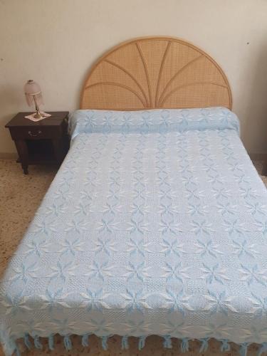 L'Ariane House | room for rent staying with a resident