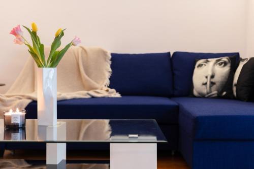 Historic Centre Apartment | San Massimo Apartment