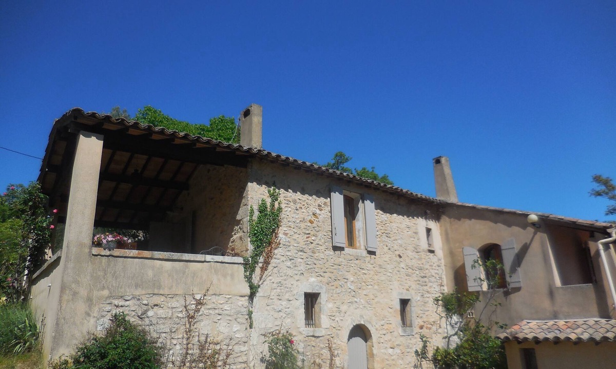 Apt House | Seasonal rental House with pool Luberon