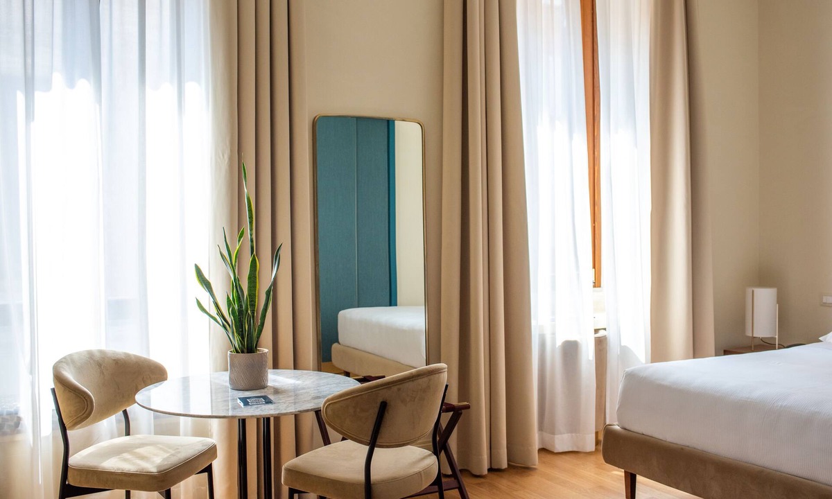 Monti Hostel | Sentho Roma