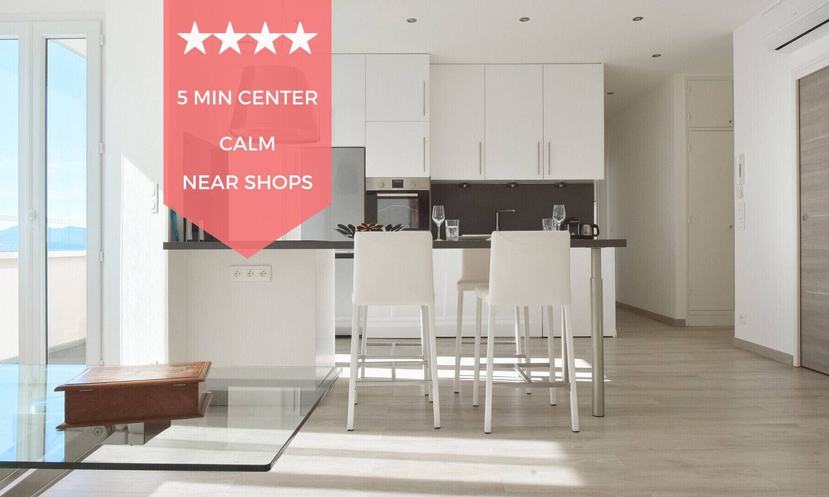 California - Pezou Apartment | ✻SERRENDY ✻ Designer's apartment, 15-minute walk to the Palais & beaches!