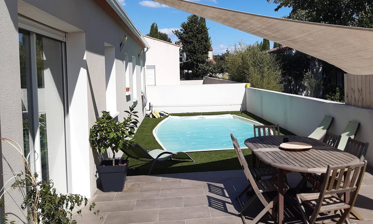 Bizanet House | Single-storey house with swimming pool to the south of France