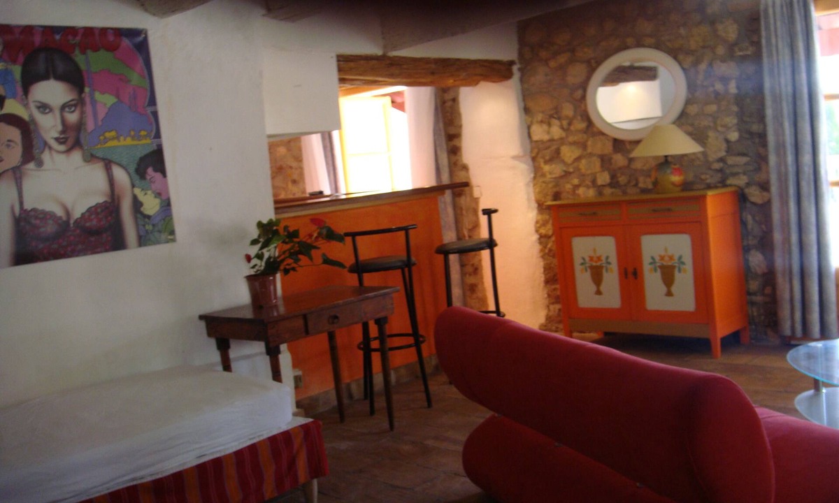 Plaissan House | Small cozy house with private garden/swimming pool
