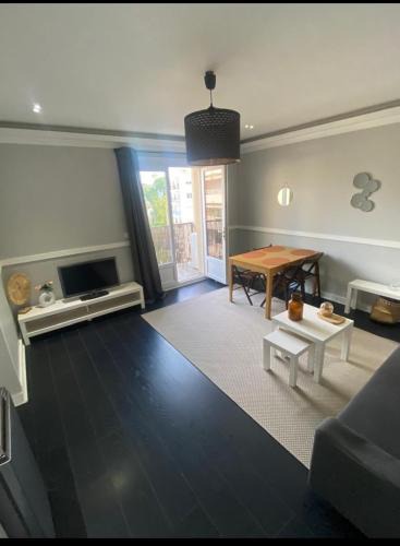 Carnot Apartment | Smart 3Apart- Cannes Le 62