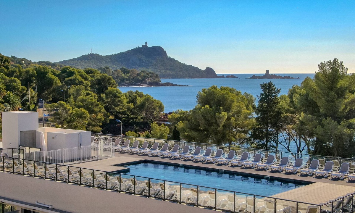 Boulouris-sur-Mer Hotel | SOWELL Family Riviera