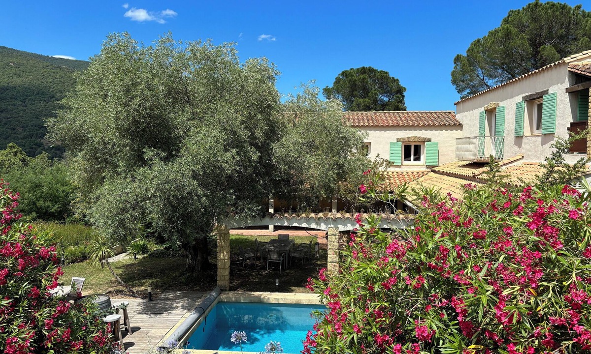 Arles-sur-Tech House | Spacious 4-bedroom mas in lovely Arles-sur-Tech with AC