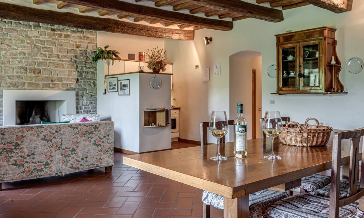 Montebonello Apartment | Spacious Apartment with Pool in Chianti