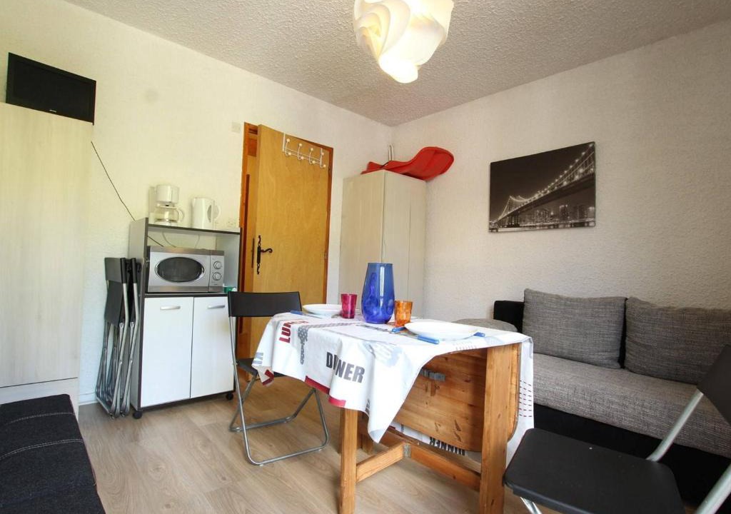 Chantemerle Apartment | Studio à Serre-Chevalier avec Parking, Wifi et Local à Ski - FR-1-330E-65