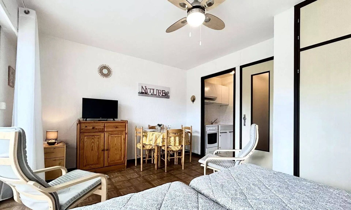 Greoux-les-Bains Apartment | Studio - 1/2 persons - Gréoux-les-Bains
