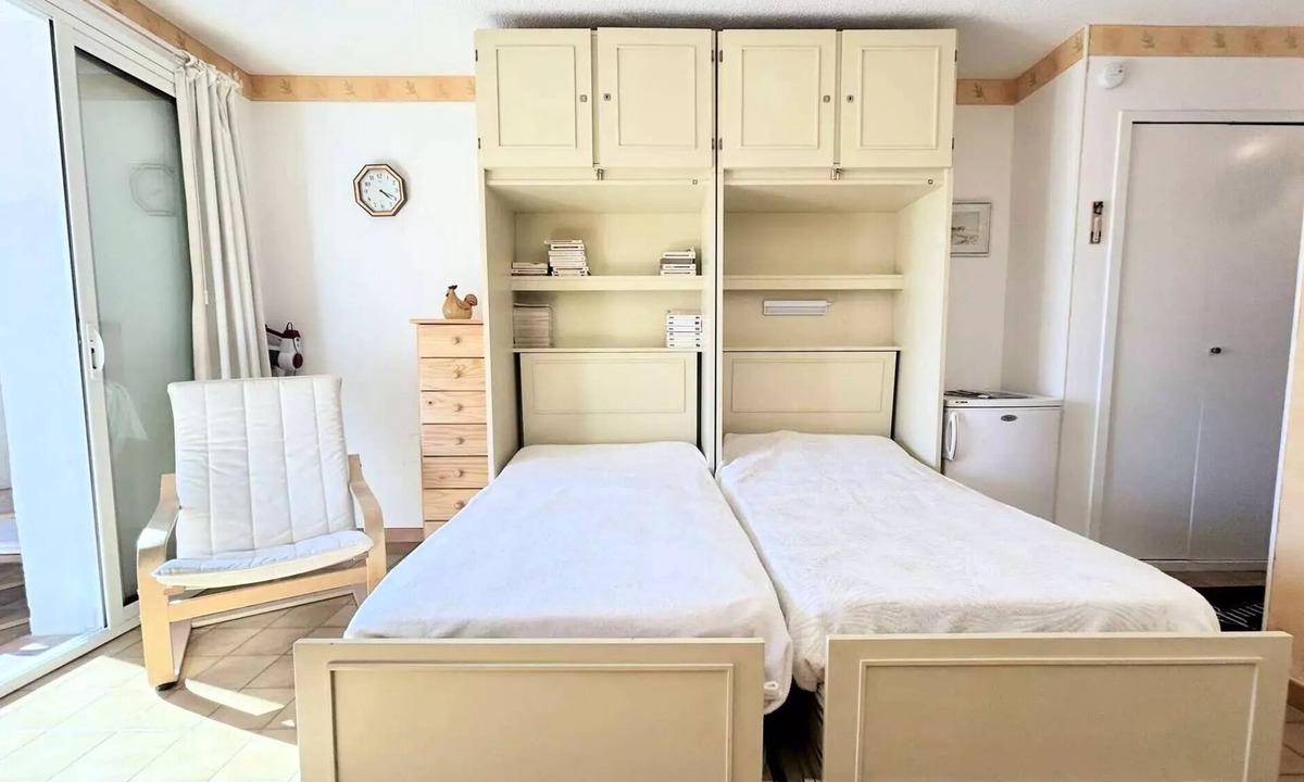 Greoux-les-Bains Apartment | Studio - 1/2 persons - Gréoux-Les-Bains