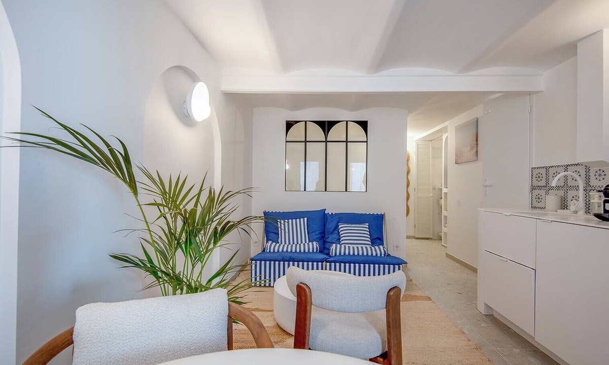 Saint-Lambert Apartment | Studio apartment in Endoume, close to the sea!