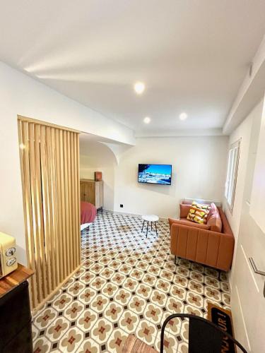 Gemenos Apartment | Studio au cœur du village