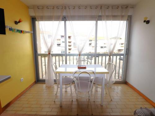 Le Grau-Du-Roi Apartment | Studio Cabine cosy avec parking, proche plage et commerces au Grau-du-Roi - FR-1-307-223