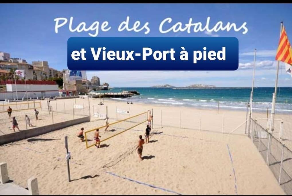 Saint-Lambert Apartment | Studio coin nuit, Entre plage et centre