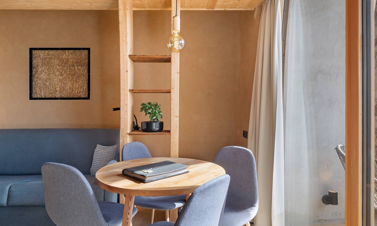 Velturno Apartment | Studio 'Dietrichhof Pavilion Air' with Mountain View, Shared Terrace and Wi-Fi