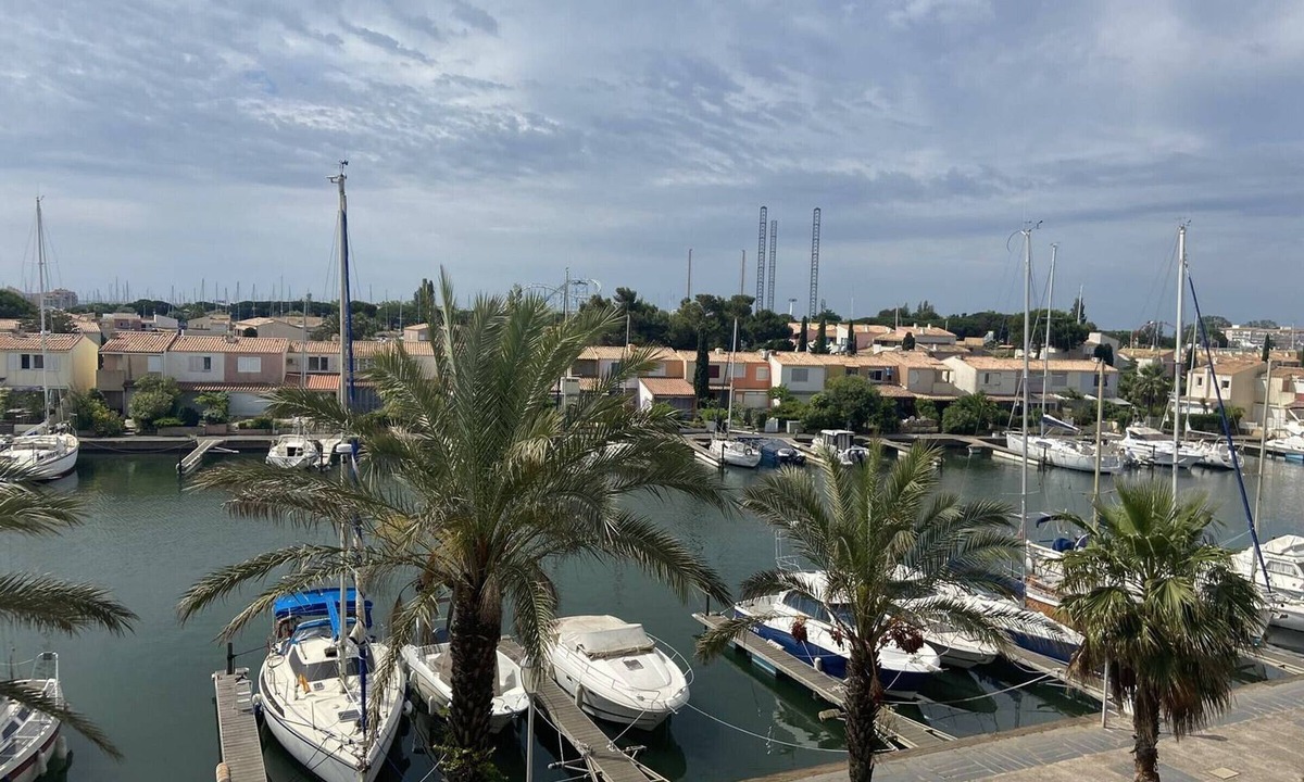 Cap d'Agde Apartment | Studio for 4 with pool and parking 1200m from the beach