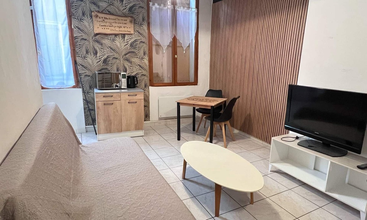 Digne-les-Bains Apartment | Studio in the heart of downtown