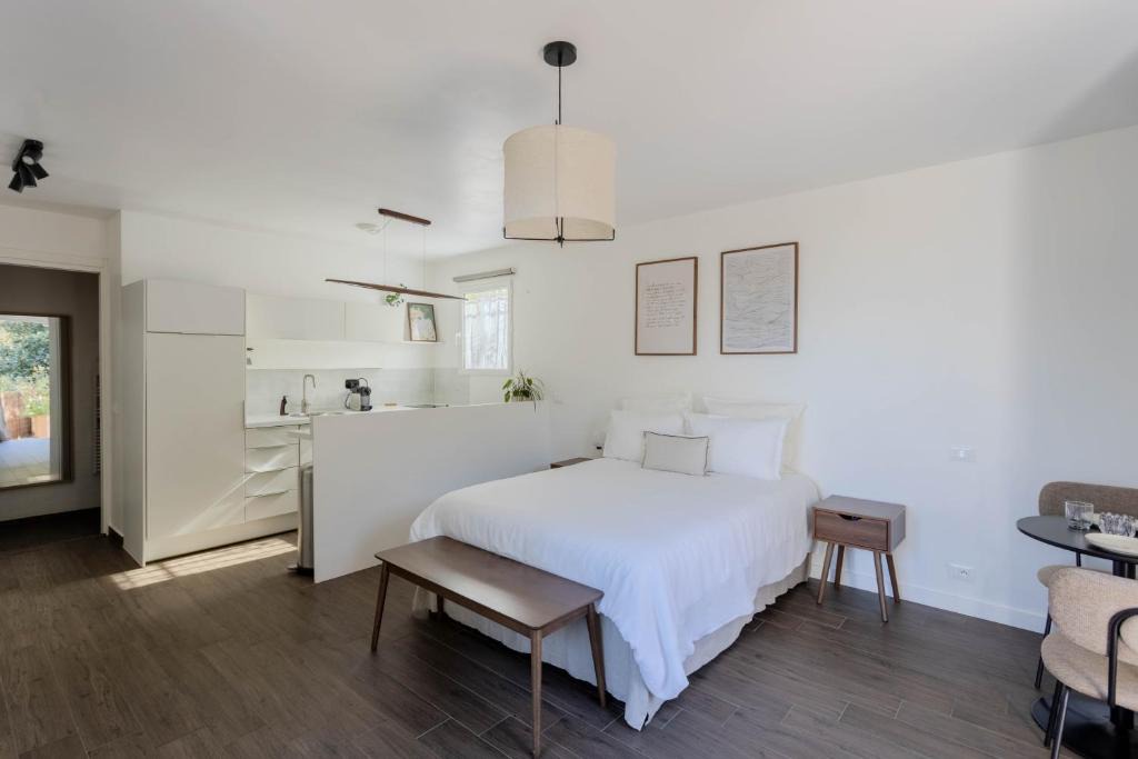 La Turbie Apartment | Studio lumineux avec jardin privé et parking
