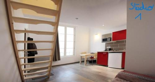 Avignon City Centre Apartment | studio MEZZANINE 2 min DE LA PLACE PIE