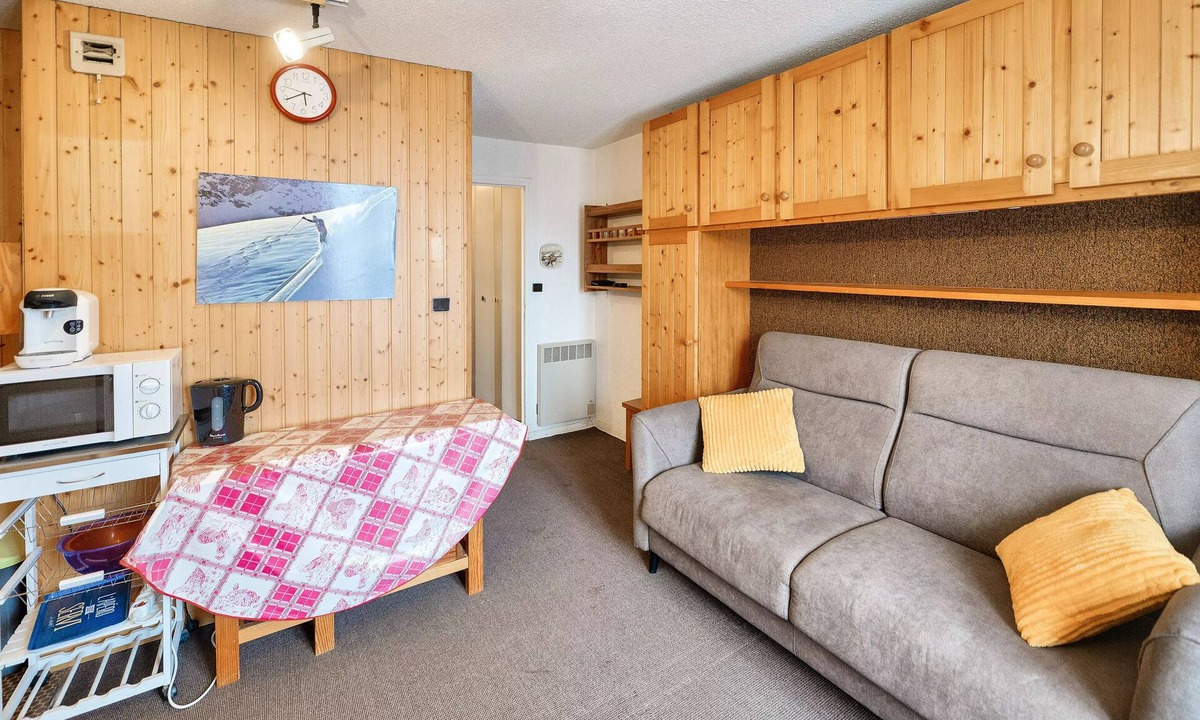 Risoul Apartment | Studio + sleeping area with mountain views, sleeps 4 - Comfort