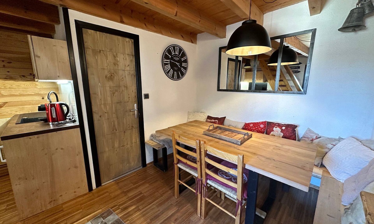 Vars Apartment | Studio Vars, studio flat, 4 persons