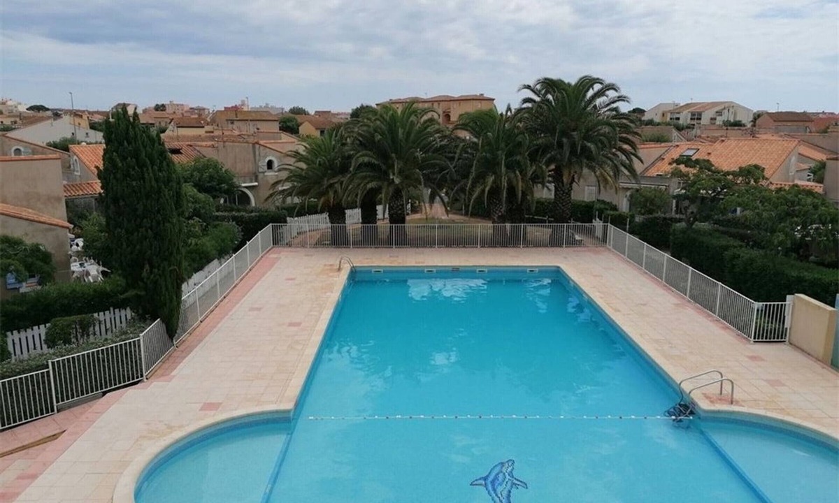 Valras-Plage Apartment | Studio with Pool and Parking 500m from the Beach