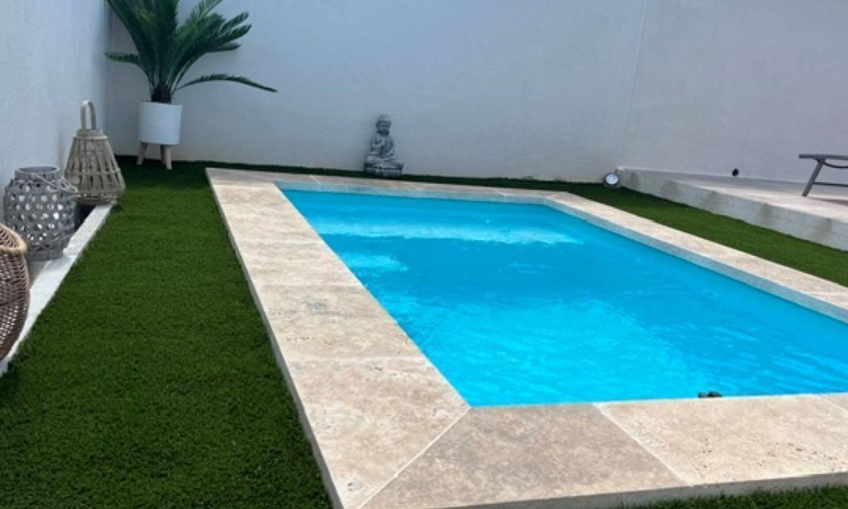 Istres Apartment | STUDIO WITH PRIVATE POOL