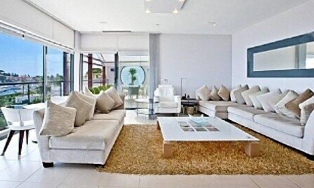 Saint-Jean-Cap-Ferrat Villa | Stunning beachfront Villa With Sea Views In The Heart Of St Jean Cap Ferrat