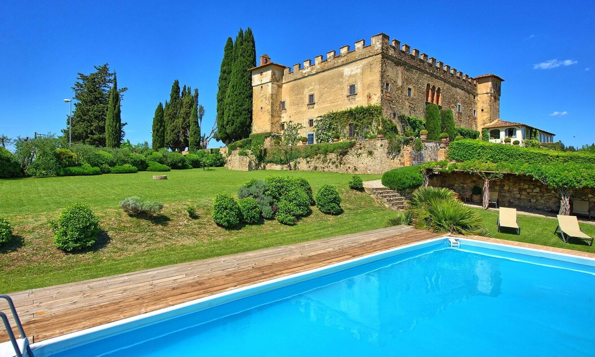 Monsanto Villa | Stunning private villa with private pool, WIFI, A/C, patio, panoramic view, close to San Gimignano