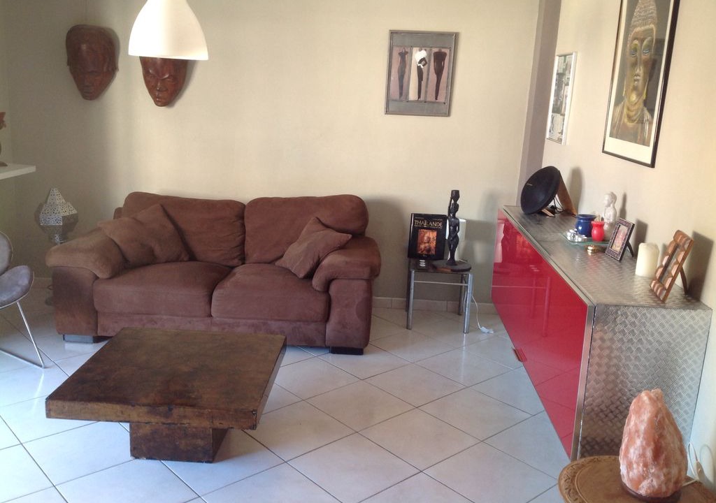 Liberation Apartment | Sunny terrace in the city center