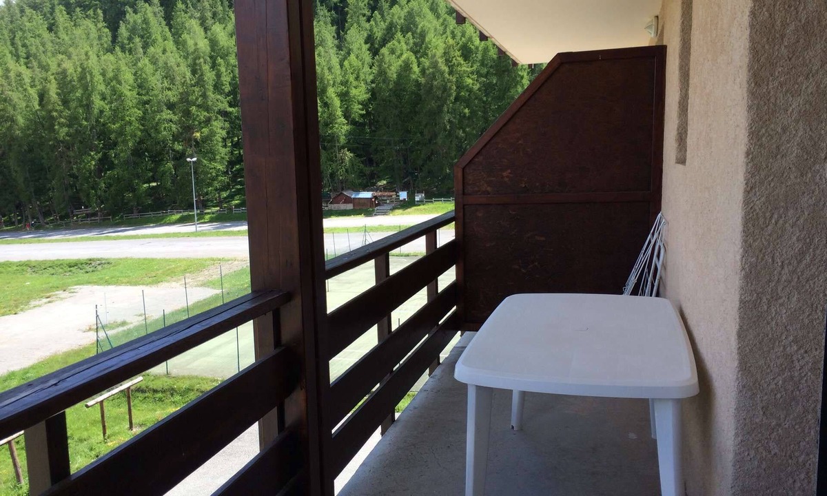 Reallon Apartment | Superb view of the mountains from this one-bedroom apartment in Réallon