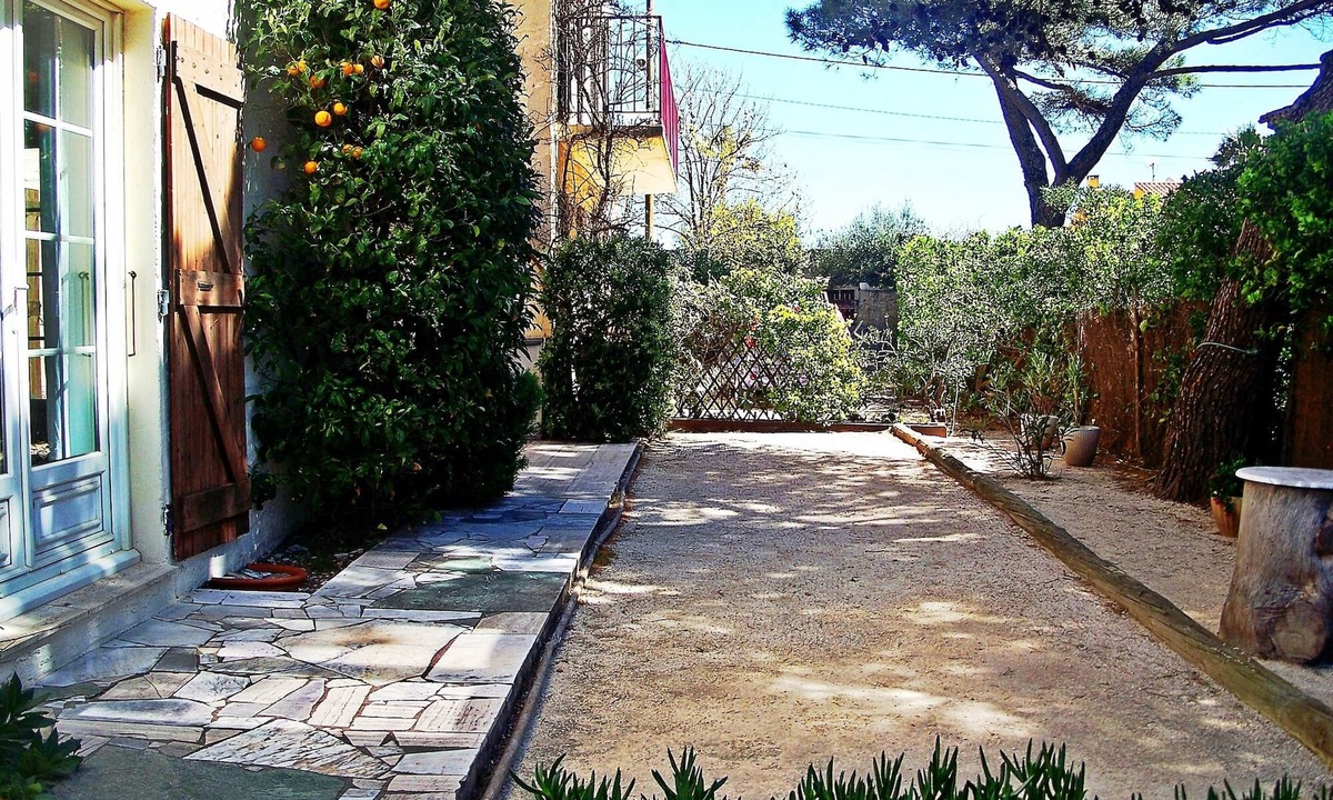 Hyeres Apartment | T2 1st floor of the villa of the sea
