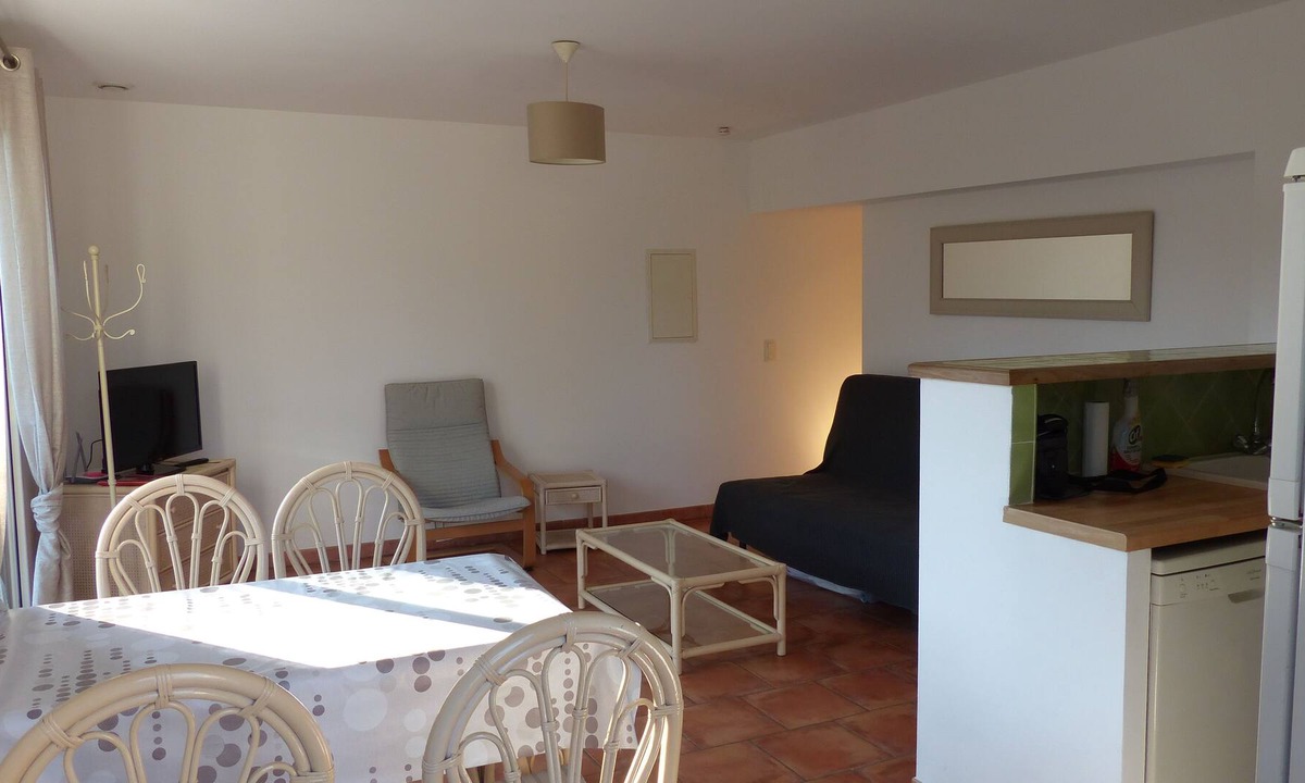 Les Lecques Apartment | T2 nartette garden parking 250 m lecques beach 4pers